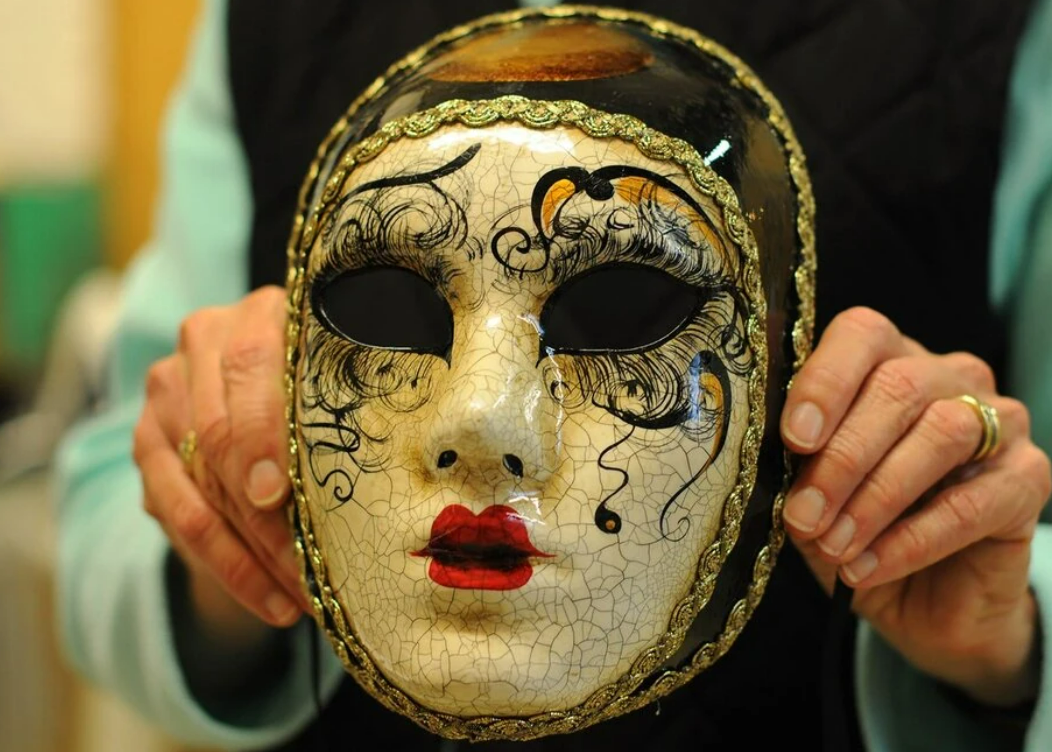 the art of Venetian mask